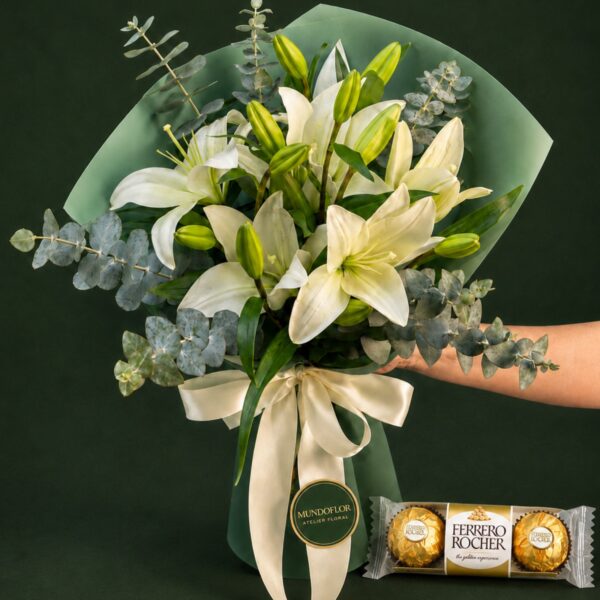 Ramo de Lilium con Eucalipto 5 varas + chocolates